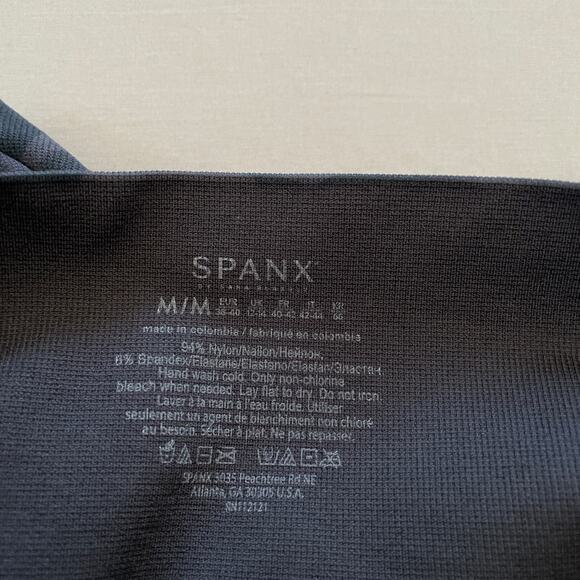 Spanx Leggings Womens Medium Grey Camo Look At Me Now Seamless Compression - Picture 3 of 5